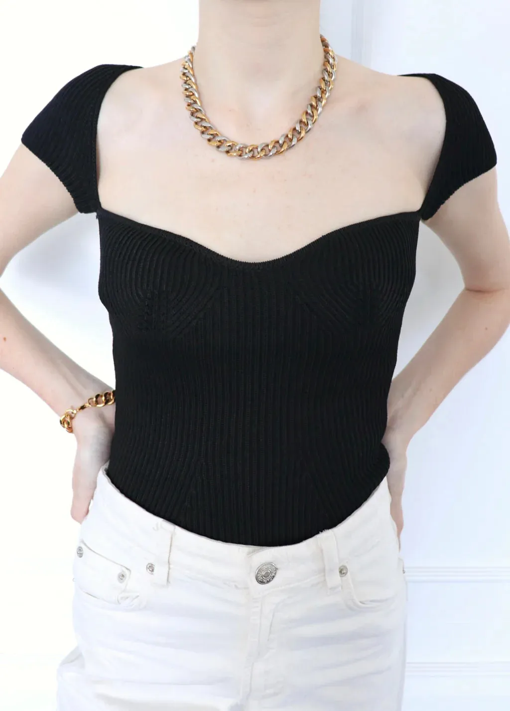 BLACK THE ISTA TOP